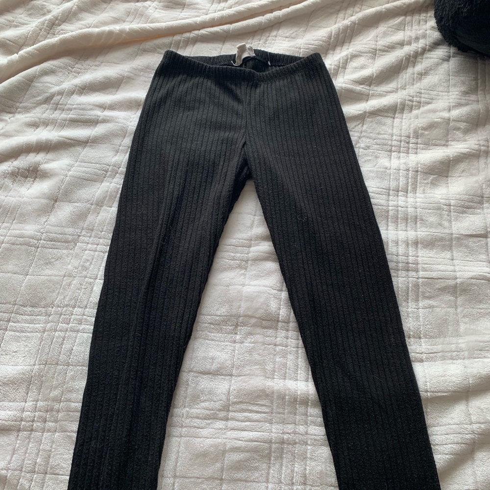 PacSun Black ribbed leggings